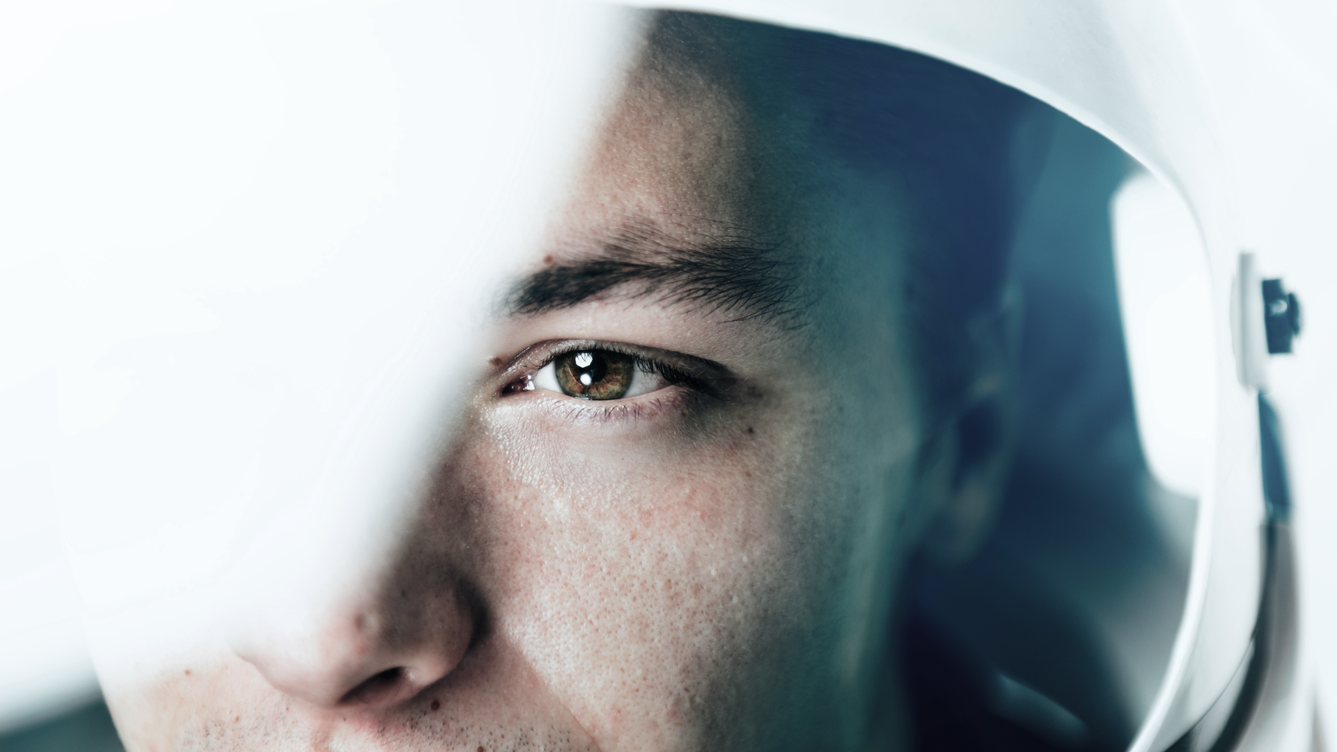 Fallen To Earth Slider 1